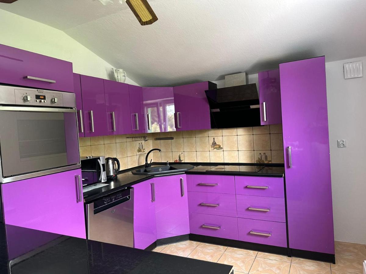 Mirabella House Apartment เชชูฟ ภายนอก รูปภาพ