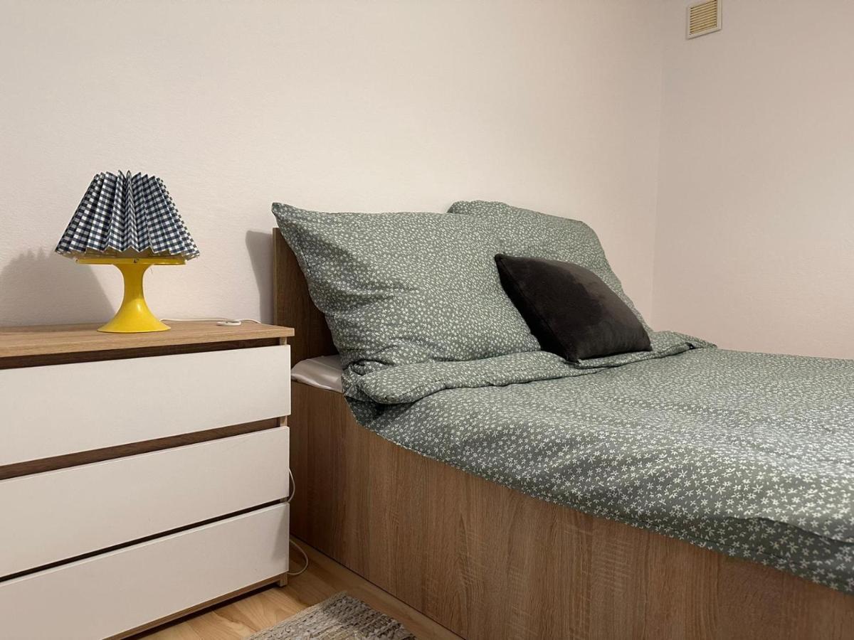 Mirabella House Apartment เชชูฟ ภายนอก รูปภาพ