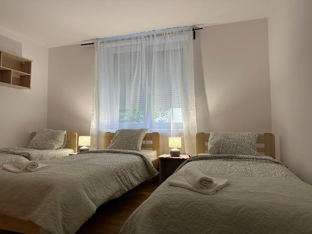 Mirabella House Apartment เชชูฟ ภายนอก รูปภาพ