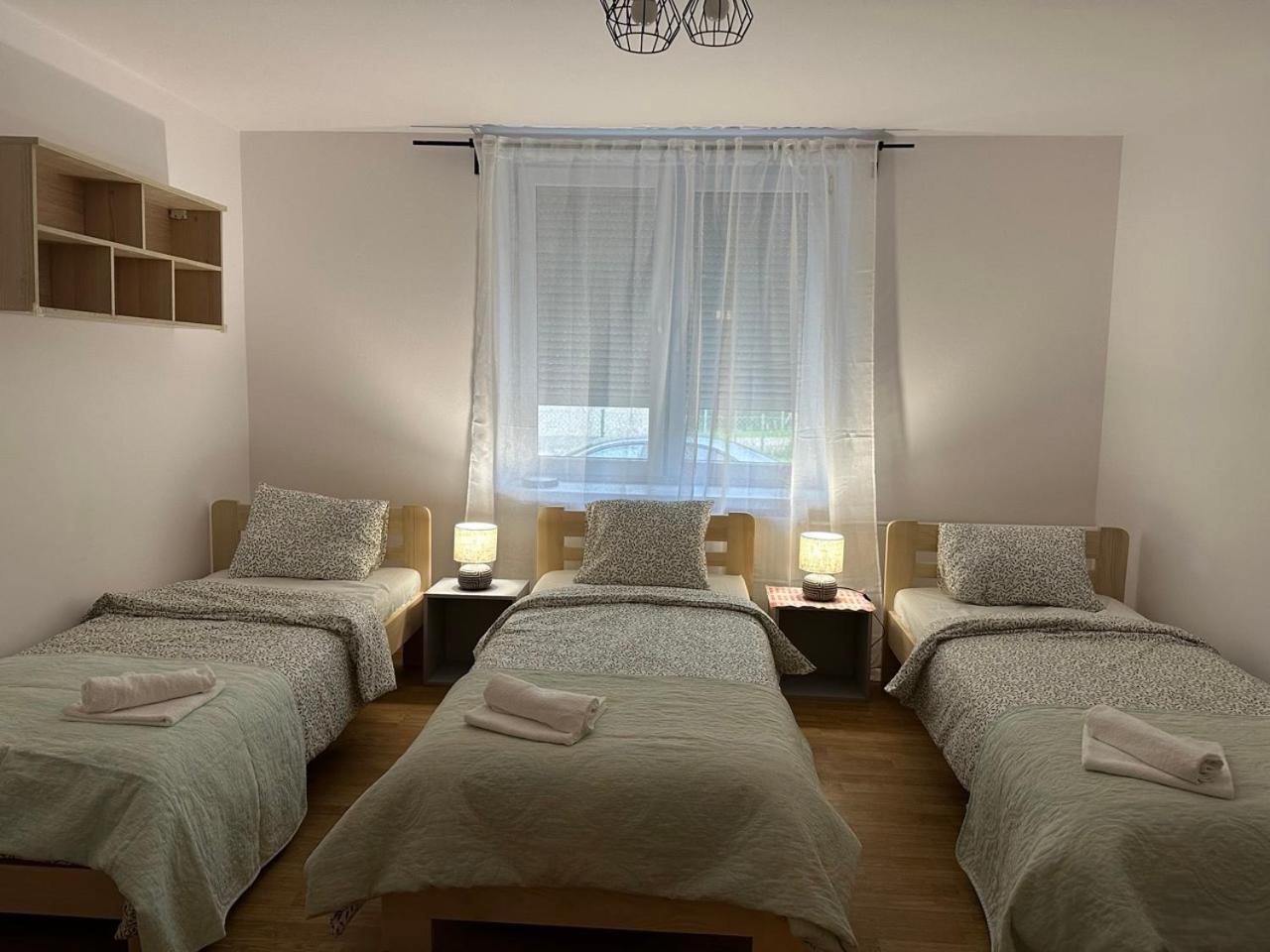 Mirabella House Apartment เชชูฟ ภายนอก รูปภาพ